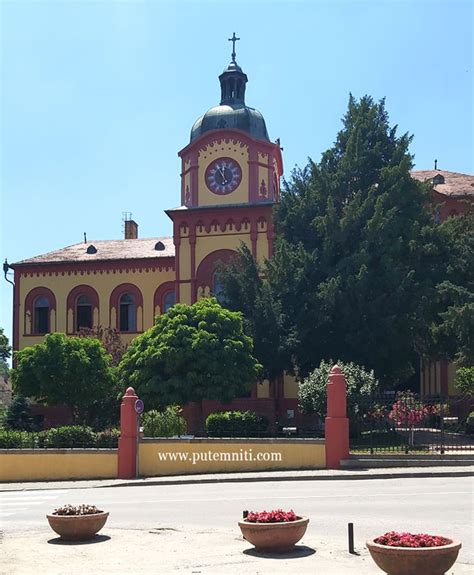 Sremski Karlovci Vino Istorija Kultura I Duhovnost Putem Niti