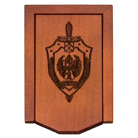 Коробка-подставка для нагрудного знака сложной формы - Упаковка для ...