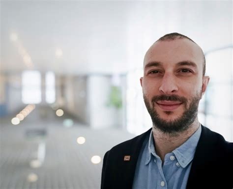 Antonio Gennaro Commitment To People Growth And Innovation At Dkv