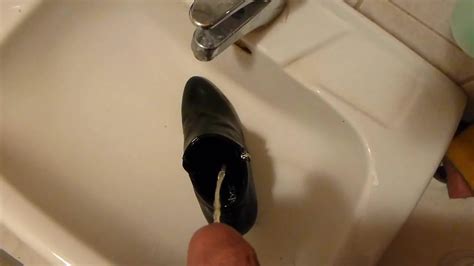Piss In Wifes High Cut Court Shoe Gay Man Porn Xhamster