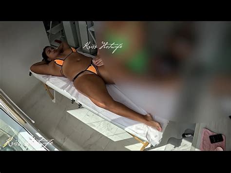 J Ai Port Un Bikini Tout Fourr Dans Ma Chatte Pour Donner Un D Licieux Massage Xvideos