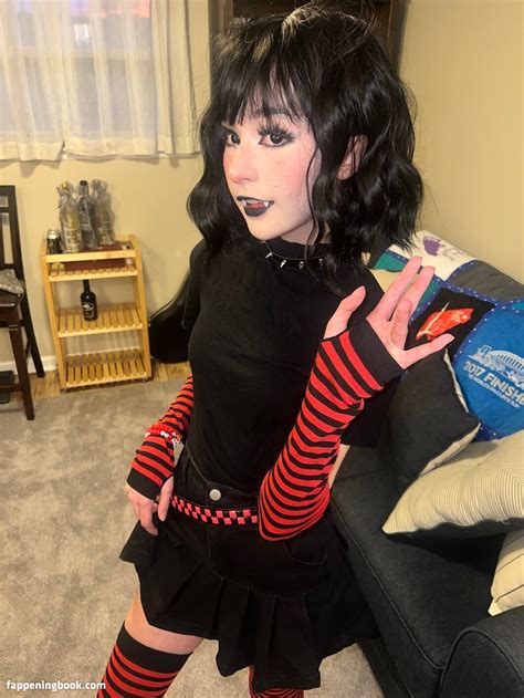 Sammynoodlesoup Thegoldengoddes Nude OnlyFans Leaks Fappening Page 2 FappeningBook