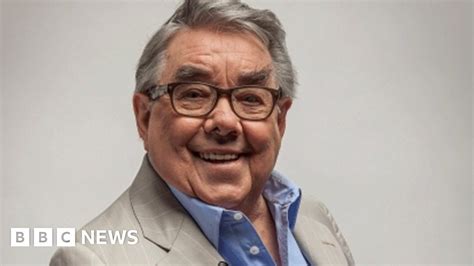 Ronnie Corbett Best Known For The Two Ronnies Dies Aged 85 Bbc News