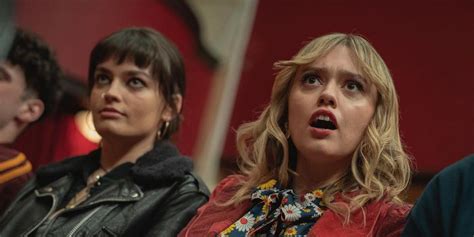 Una actriz de Sex Education desvela qué enfermedad superó gracias a esta serie