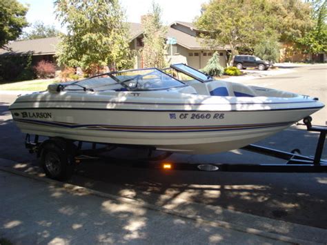 Larson SEI 180 2003 For Sale For 1 Boats From USA