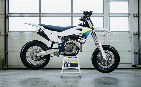 Husqvarna Fs Supermoto Is Ready To Shortcircuit Challenging