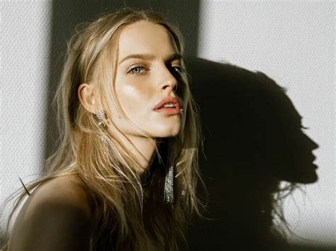 Karolina Pisarek w obłędnym bikini Znamy cenę Obcas pl