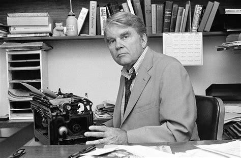 Andy Rooney Dies Cbs Newsman Colgate Grad
