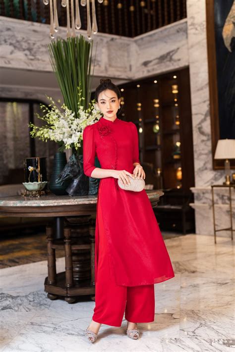 Những Mẫu Đầm Mặc Tết Hot Nhất Cho Nàng Vadlady