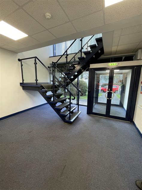 Units B1-B3, Telford Road, Basingstoke, Hampshire, Warehouse