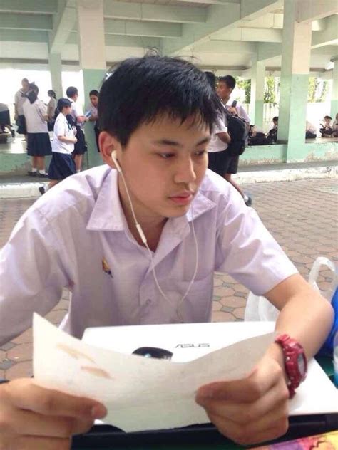 Pin by Hàm Dưới Của Yoongi on Between us Funny face photo Actors funny Cute gay couples