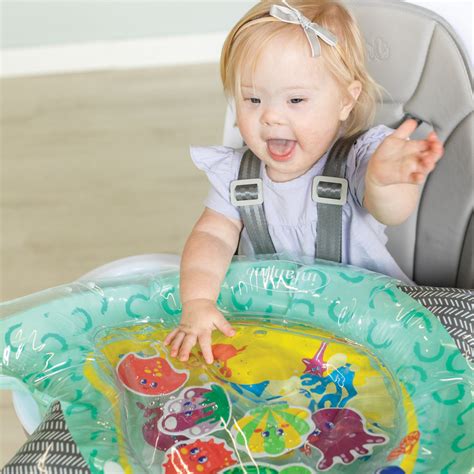 Pat And Play Water Mat™ Wee Wild Ones Infantino