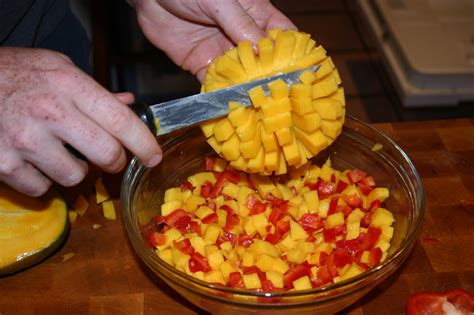 How to Cube a Mango