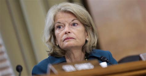Lisa Murkowski Voting Record: Info on the Senator’s Politics