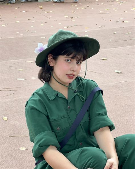 Danh T Nh Hot Girl Qu N S Ang N I Nh T Hi N T I Lai D Ng M U Vi T Nam Th Nh K