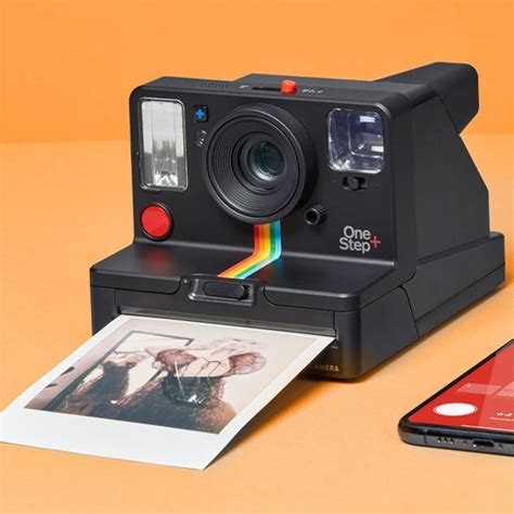 Фотоаппарат который выдает фотографии как называется