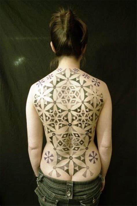 Geometric Tattoo Back Ideas - Yo Tattoo