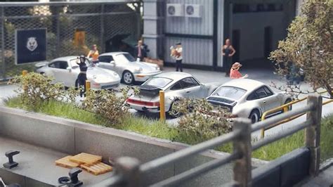 Diorama Build Shows How To Create A Hangout Place For Hot Wheels
