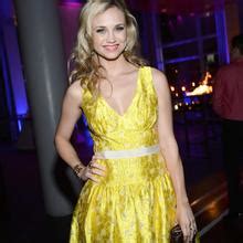 Fiona Gubelmann Nude Leaks Fapopedia