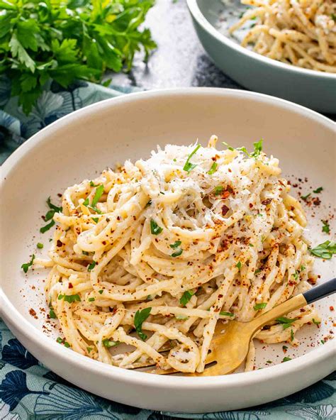 creamy garlic butter spaghetti craving home cooked