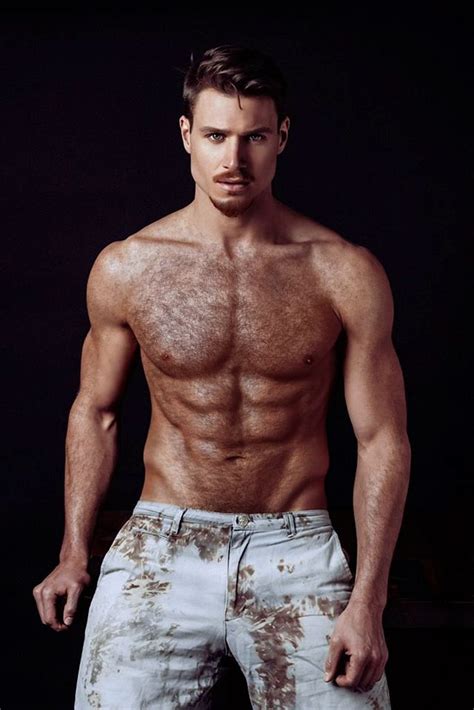 Hot gay men nude at a cabin - psadoavid