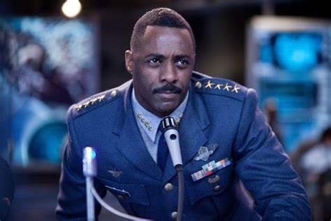 Stacker Pentecost Heroes Wiki Fandom Powered By Wikia