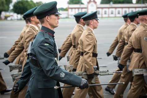 Wellington Council To Present Freedom Certificate To The Rifles