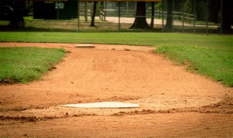 Baseball First Base Stock Photos, Pictures & Royalty-Free Images - iStock