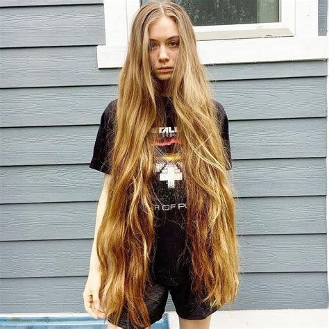 Pin Von Harry S Auf Long Hair Lange Blonde Haare Lange Haare Haare