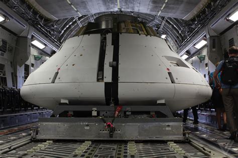 A Close Look At Nasas Orion Spacecraft After Its Parachute Test The