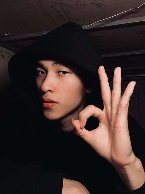 Hot Tiktoker chỉ đọc thơ vẫn hút hơn 5 triệu follow