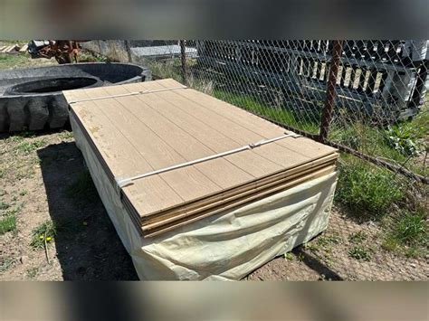 4x8 Siding Smith Sales Co Auctioneers