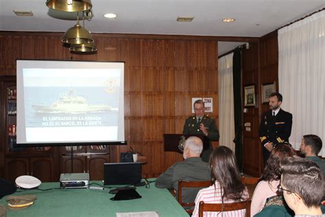 «El liderazgo en la Armada: no es el barco, es la gente» por el CC D