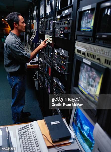 Dubbing Photos And Premium High Res Pictures Getty Images