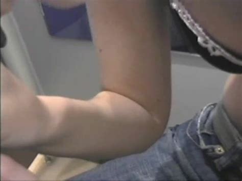 Amateur 19 Year Old Girlfriend Giving Head