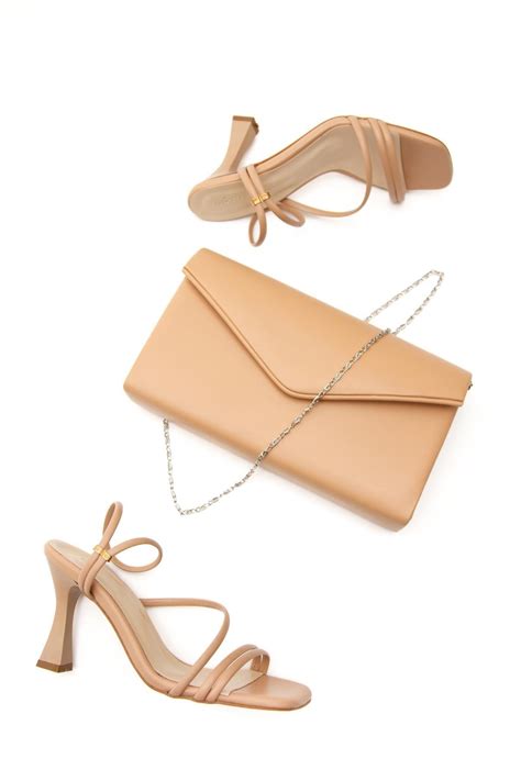 MFT AYAKKABI Kadın Yazlık Ince Topuklu Ayakkabı Ve Çanta Takımı Nude Fiyatı Yorumları Trendyol