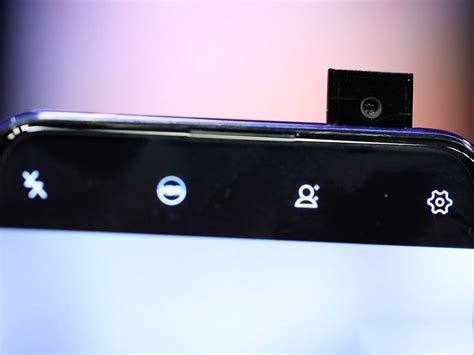 Vivo V15 Pro: смартфон с выезжающей 32-Мп фронтальной камерой