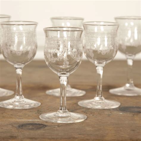 Set Of Twelve 20th Century Pretty Art Deco Garland Etched Tot Glasses Da5832189 Lorfords