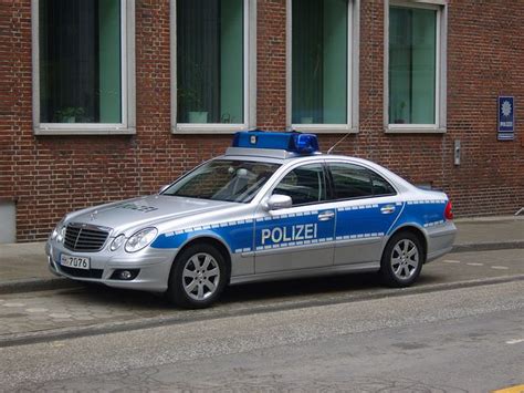 Mercedes-Benz Polizei | パトカー, 警察, メルセデスベンツ