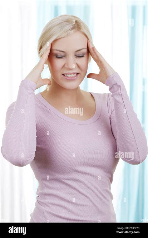 Blonde Wife Hi Res Stock Photography And Images Alamy