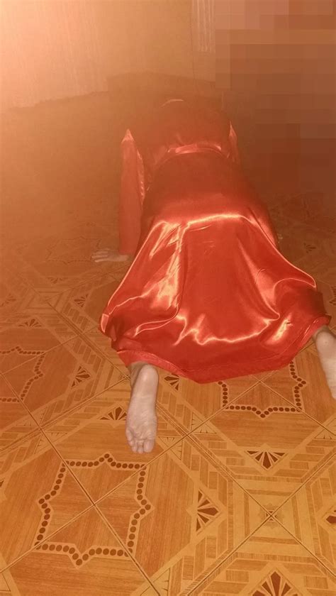 Red Satin Hot Nude Pics XHamster