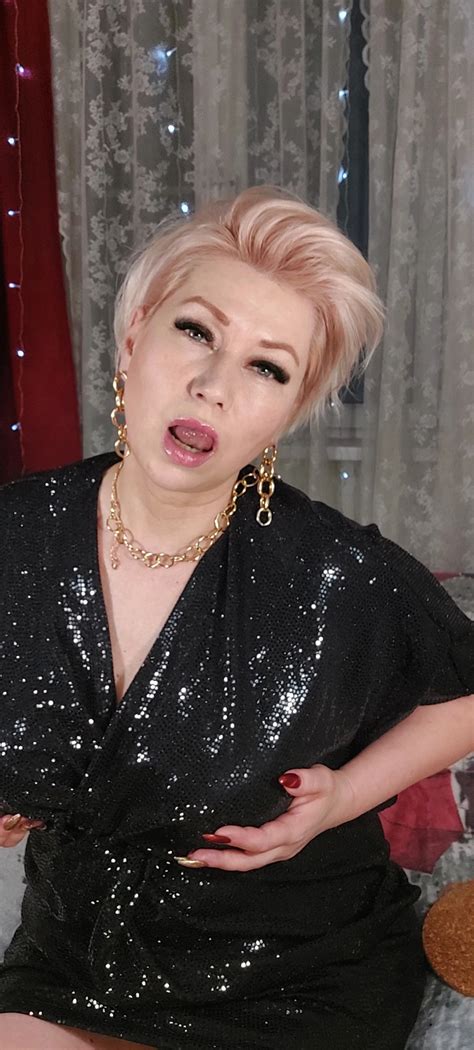 Mature Bitch Aimee Hot Milf Likes To Posing Nude Pics Xhamster