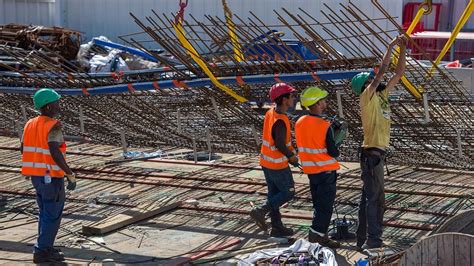 main types  delays  construction projects building