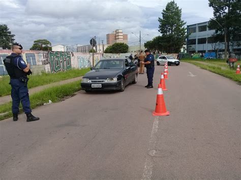 Em Fazenda Rio Grande Na Rmc Pm E Outros Agentes De Seguran A