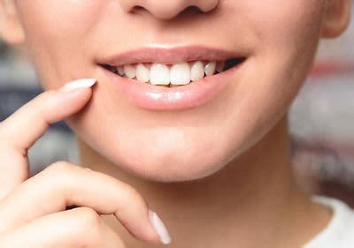 alverde NATURKOSMETIK rtěnka Color Care Rosy Nude g Nakoupit