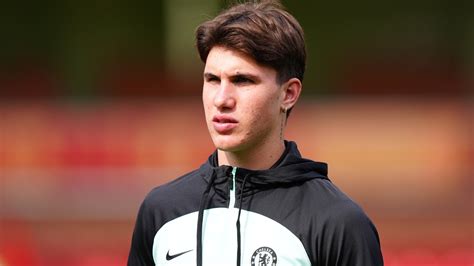Cesare Casadei Makes Heartwarming Decision To Stay At Chelsea | Yardbarker