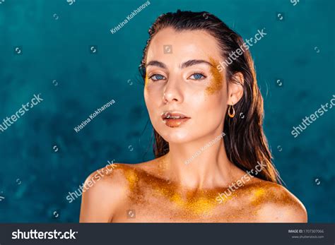 Perfect Naked Girl Covered Gold Paint Stock Photo Shutterstock