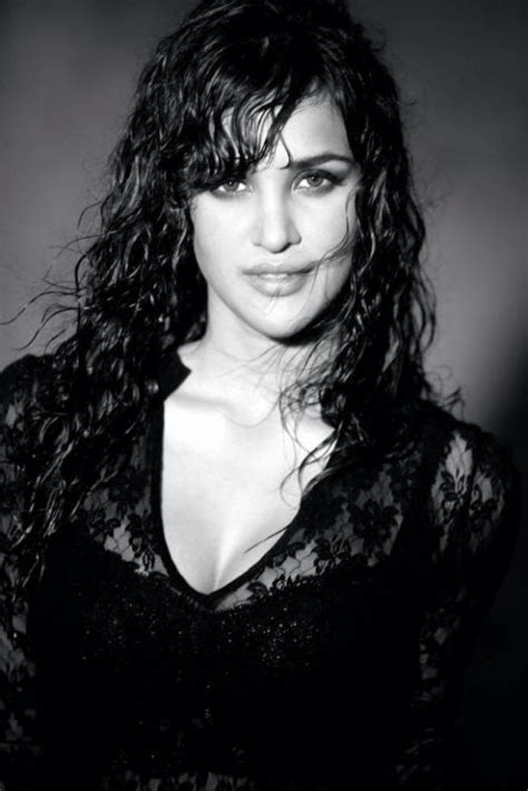 Actress Aisha Sharma Hot Photo Veethi