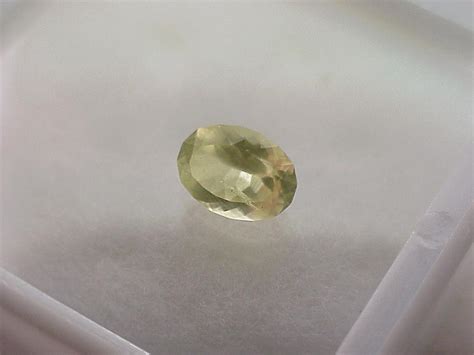 Пренит, Prehnite, Prehnit, • Mineral Catalog