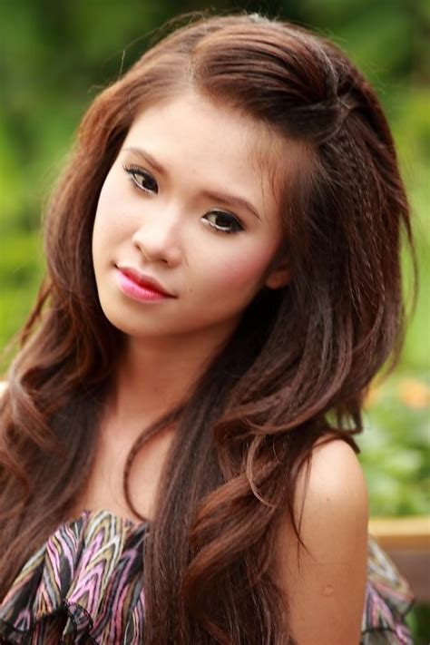 Nh Ng Hot Girl T Ng Gi N O N Chuy N H C H Nh